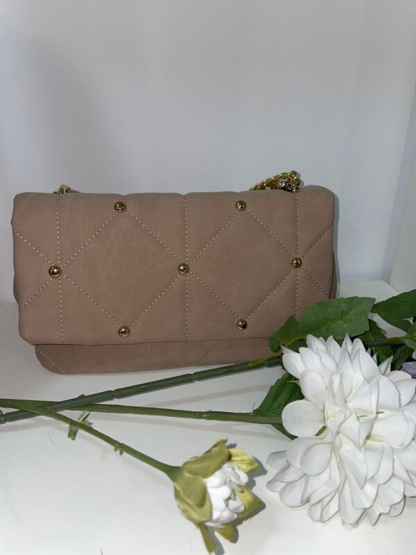 Bolso bandolera solapa ante beige